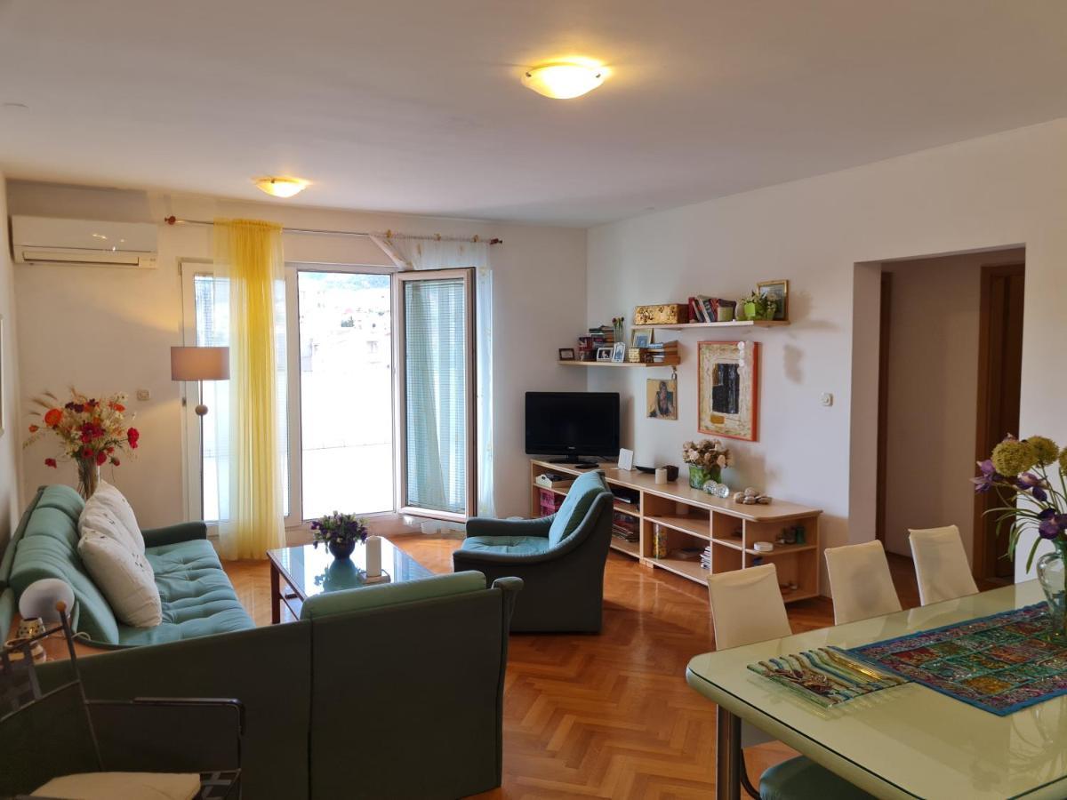 Apartment Silva, 50M From Beach Makarska Eksteriør bilde