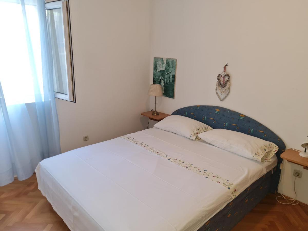 Apartment Silva, 50M From Beach Makarska Eksteriør bilde