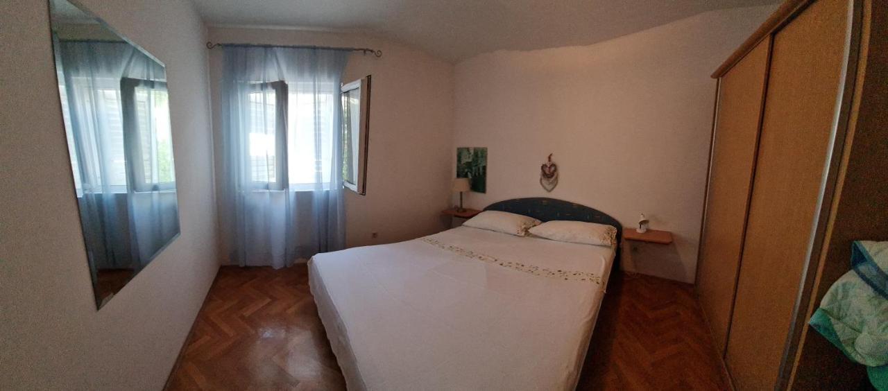 Apartment Silva, 50M From Beach Makarska Eksteriør bilde