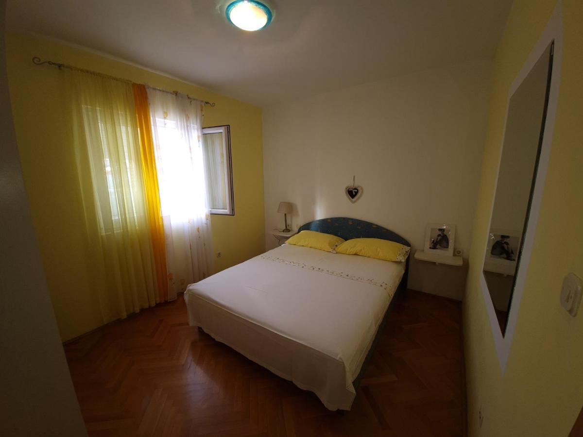 Apartment Silva, 50M From Beach Makarska Eksteriør bilde