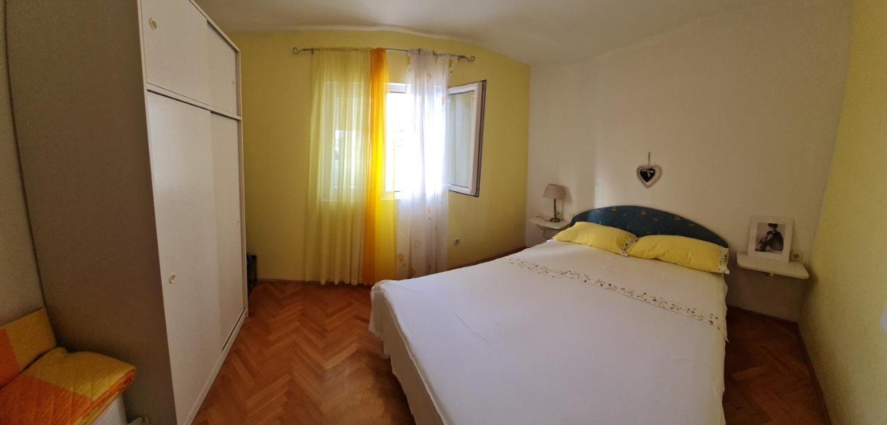 Apartment Silva, 50M From Beach Makarska Eksteriør bilde