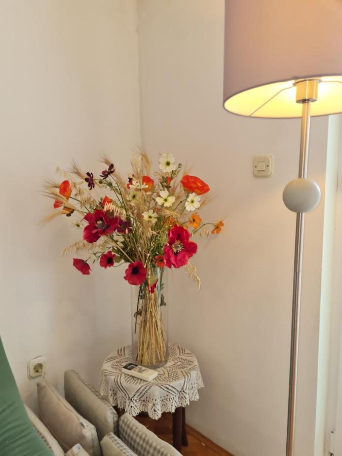 Apartment Silva, 50M From Beach Makarska Eksteriør bilde